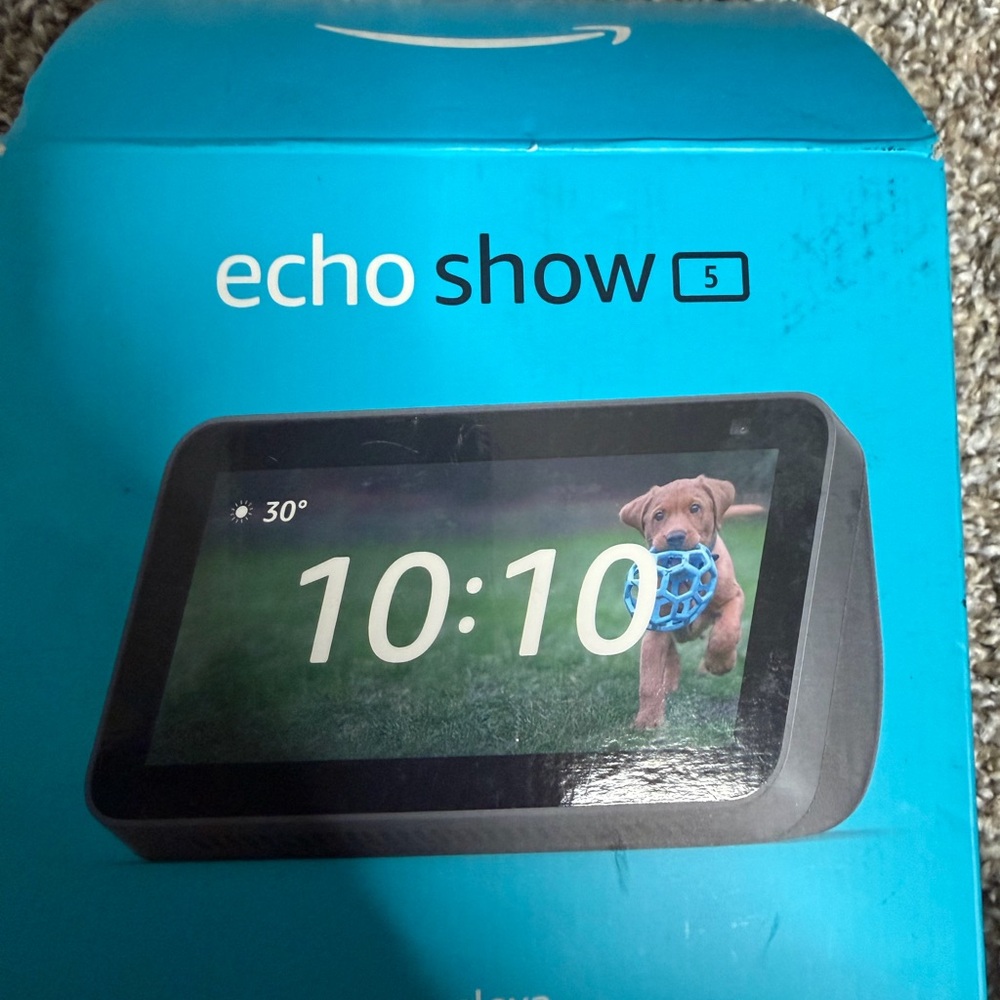 Echo Show 5 - Teal Box with Black Device